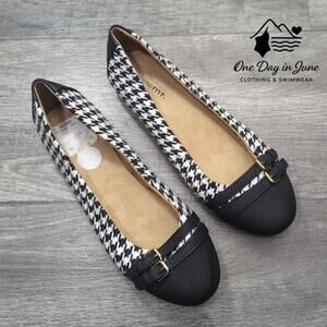whitemt. Houndstooth Flats Size 7.5
